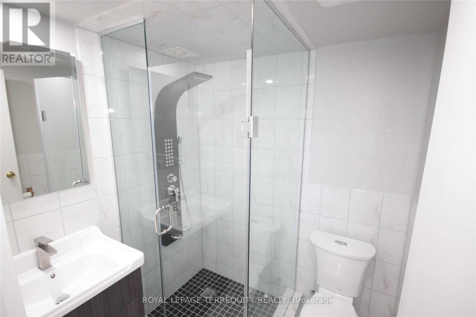 Bsmnt - 111 Caronia Square, Toronto, Ontario  M1B 2Z9 - Photo 11 - E13155856