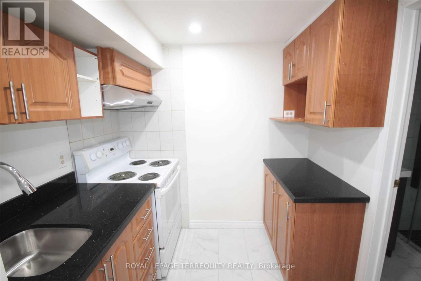 Bsmnt - 111 Caronia Square, Toronto, Ontario  M1B 2Z9 - Photo 6 - E13155856
