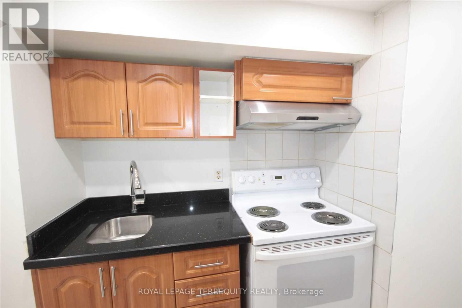 Bsmnt - 111 Caronia Square, Toronto, Ontario  M1B 2Z9 - Photo 7 - E13155856
