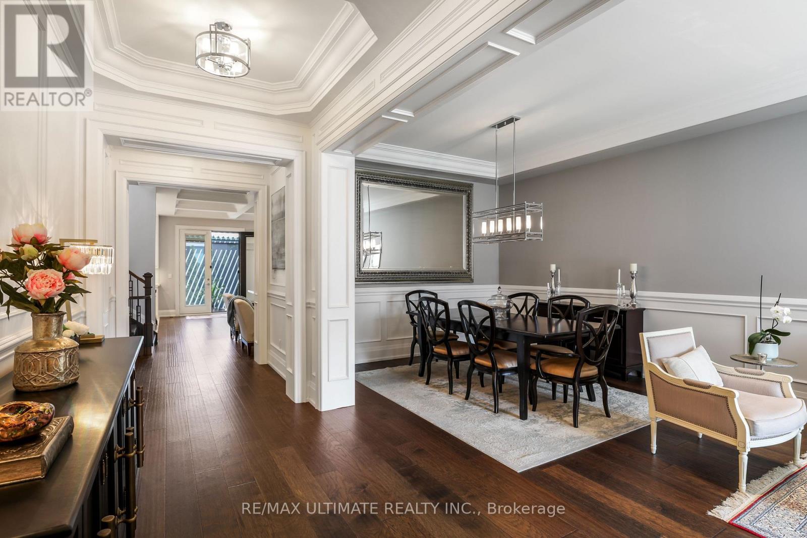 31 Presteign Avenue, Toronto (O'connor-Parkview), Ontario  M4B 3A9 - Photo 6 - E13155866