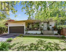 95 OAKRIDGE DRIVE, Toronto, Ontario