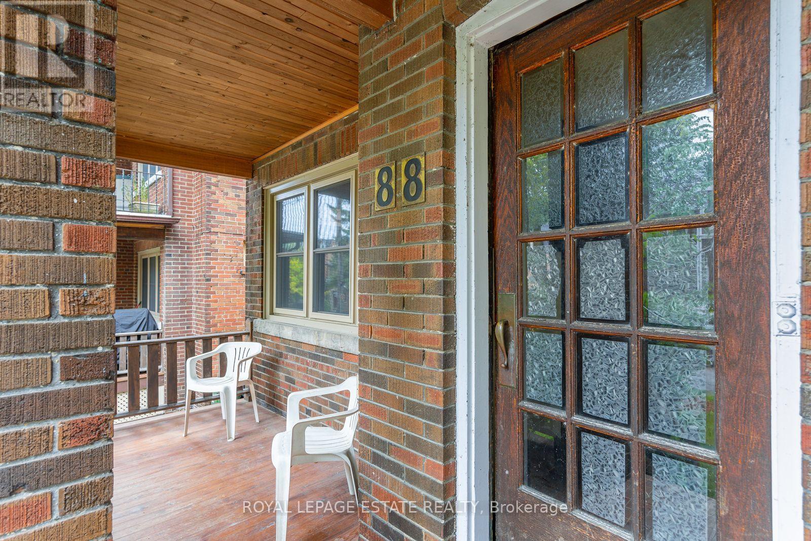 Main - 88 Glen Manor Drive, Toronto, Ontario  M4E 2X2 - Photo 10 - E13156022