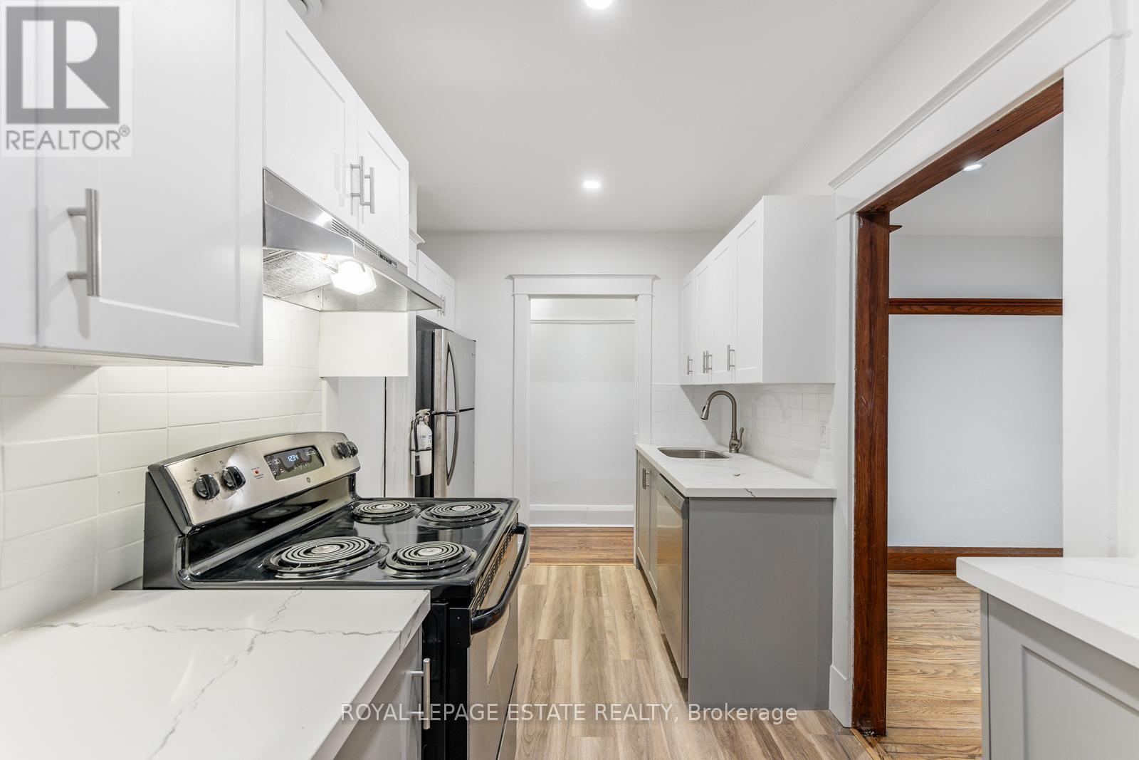 Main - 88 Glen Manor Drive, Toronto, Ontario  M4E 2X2 - Photo 17 - E13156022