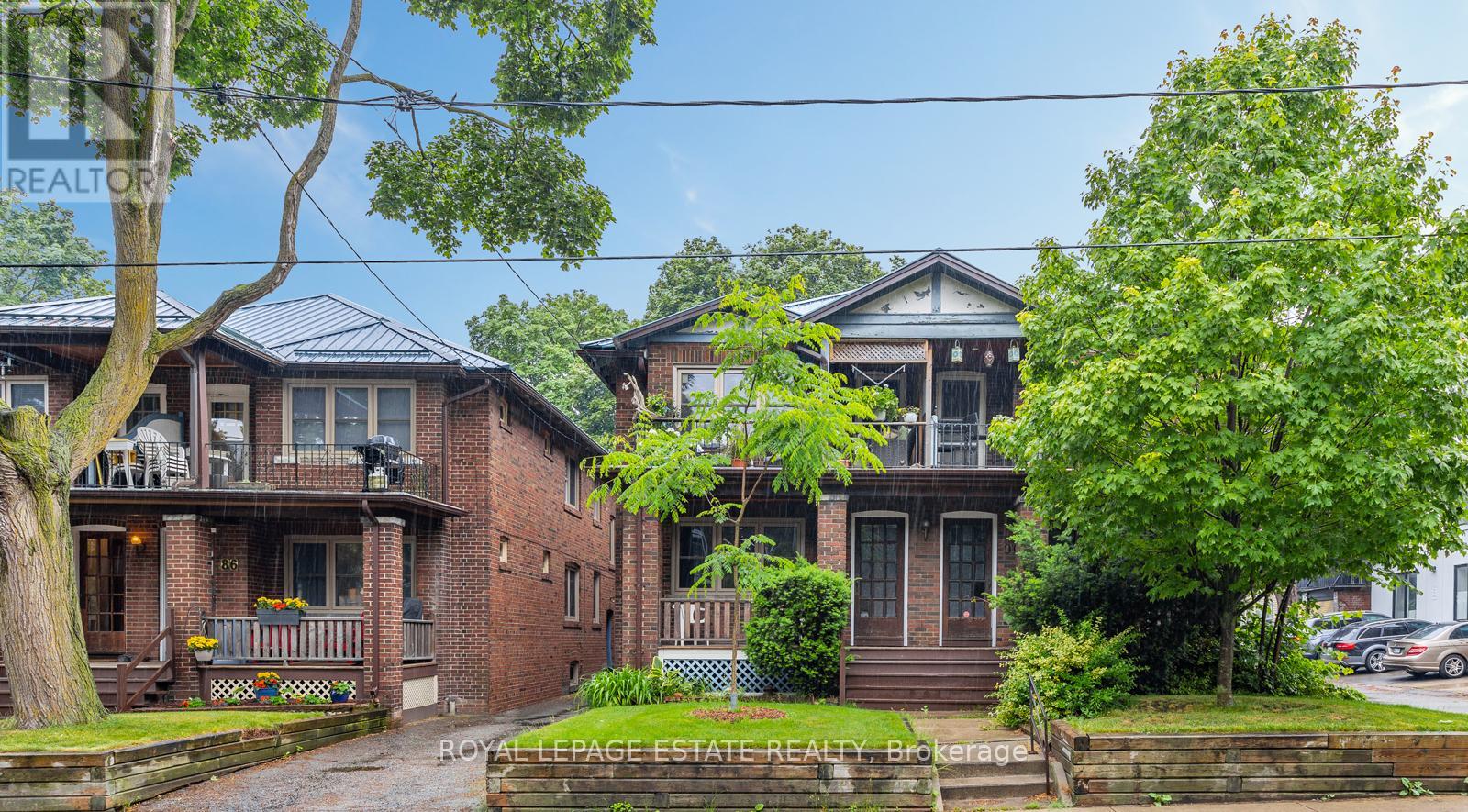 Main - 88 Glen Manor Drive, Toronto, Ontario  M4E 2X2 - Photo 3 - E13156022