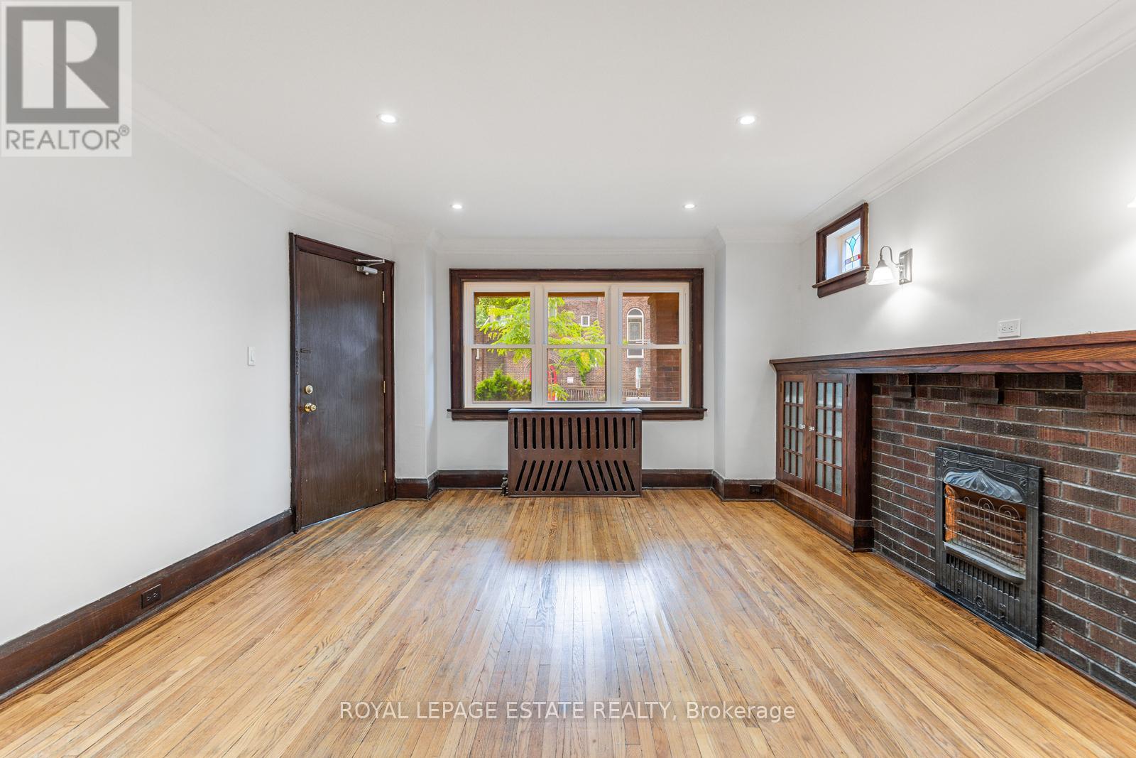 Main - 88 Glen Manor Drive, Toronto, Ontario  M4E 2X2 - Photo 6 - E13156022