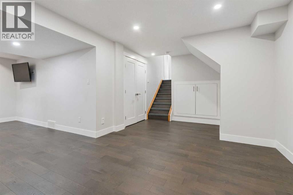 1303 105 Avenue SW, Calgary, Alberta  T2W 0B5 - Photo 32 - A2313272