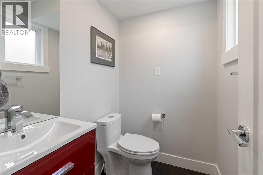 1303 105 Avenue SW, Calgary, Alberta  T2W 0B5 - Photo 29 - A2313272