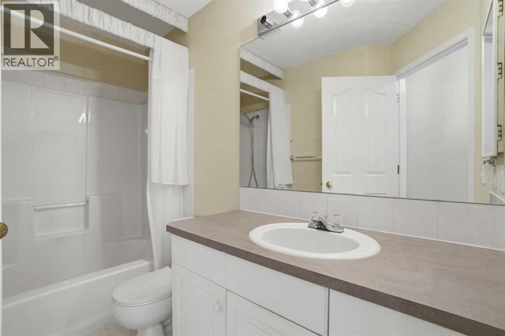 12 Citadel Park NW, Calgary, Alberta  T3G 3X8 - Photo 28 - A2313325