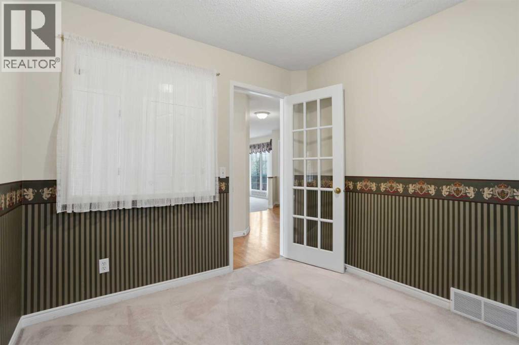 12 Citadel Park NW, Calgary, Alberta  T3G 3X8 - Photo 18 - A2313325