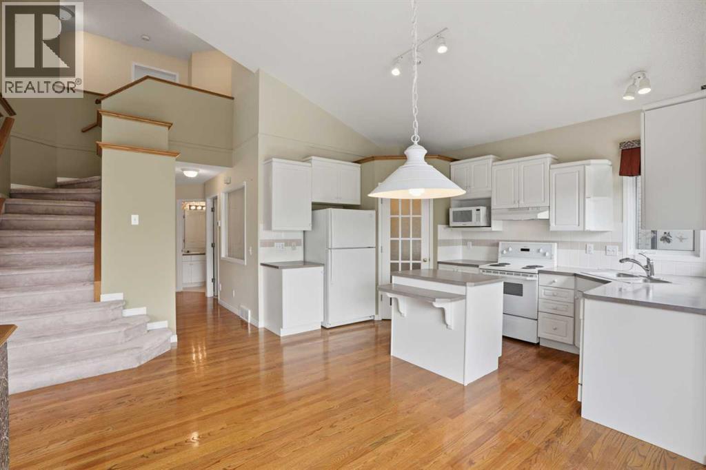 12 Citadel Park NW, Calgary, Alberta  T3G 3X8 - Photo 12 - A2313325