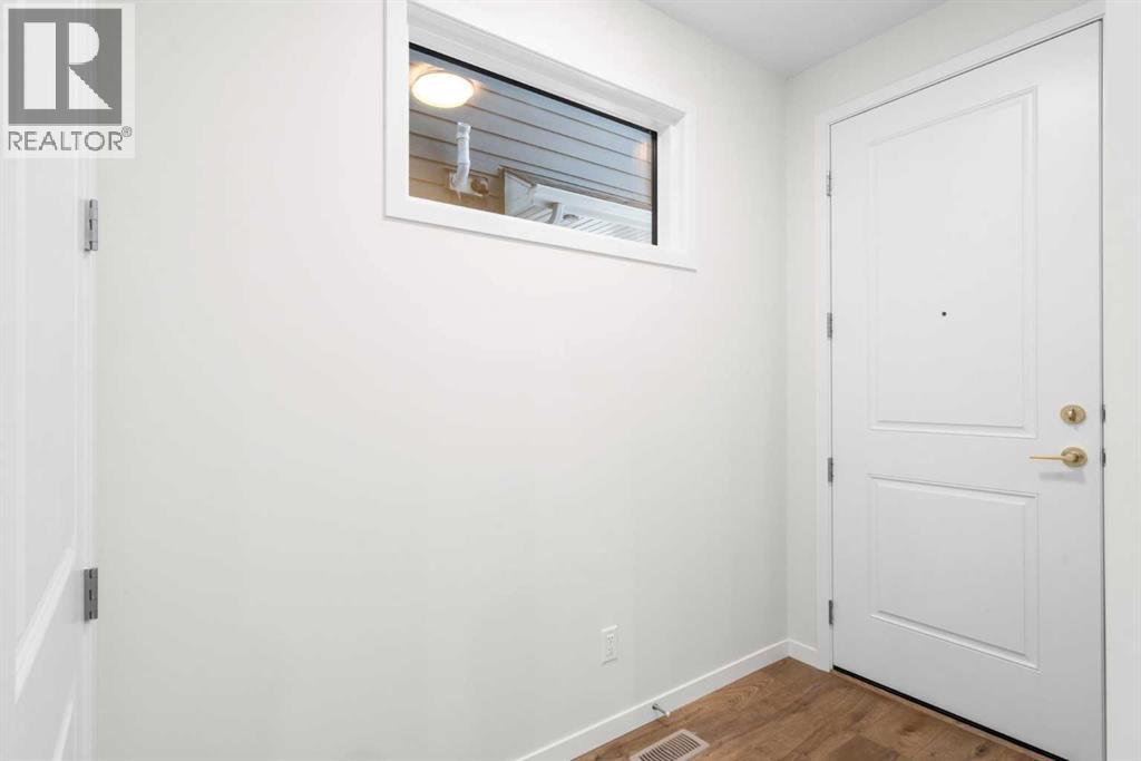 107 Royston Way NW, Calgary, Alberta  T3L 0M4 - Photo 22 - A2277807