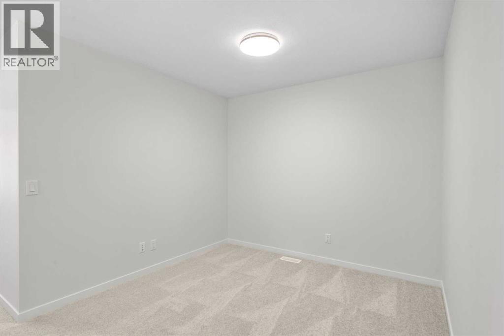 107 Royston Way NW, Calgary, Alberta  T3L 0M4 - Photo 24 - A2277807