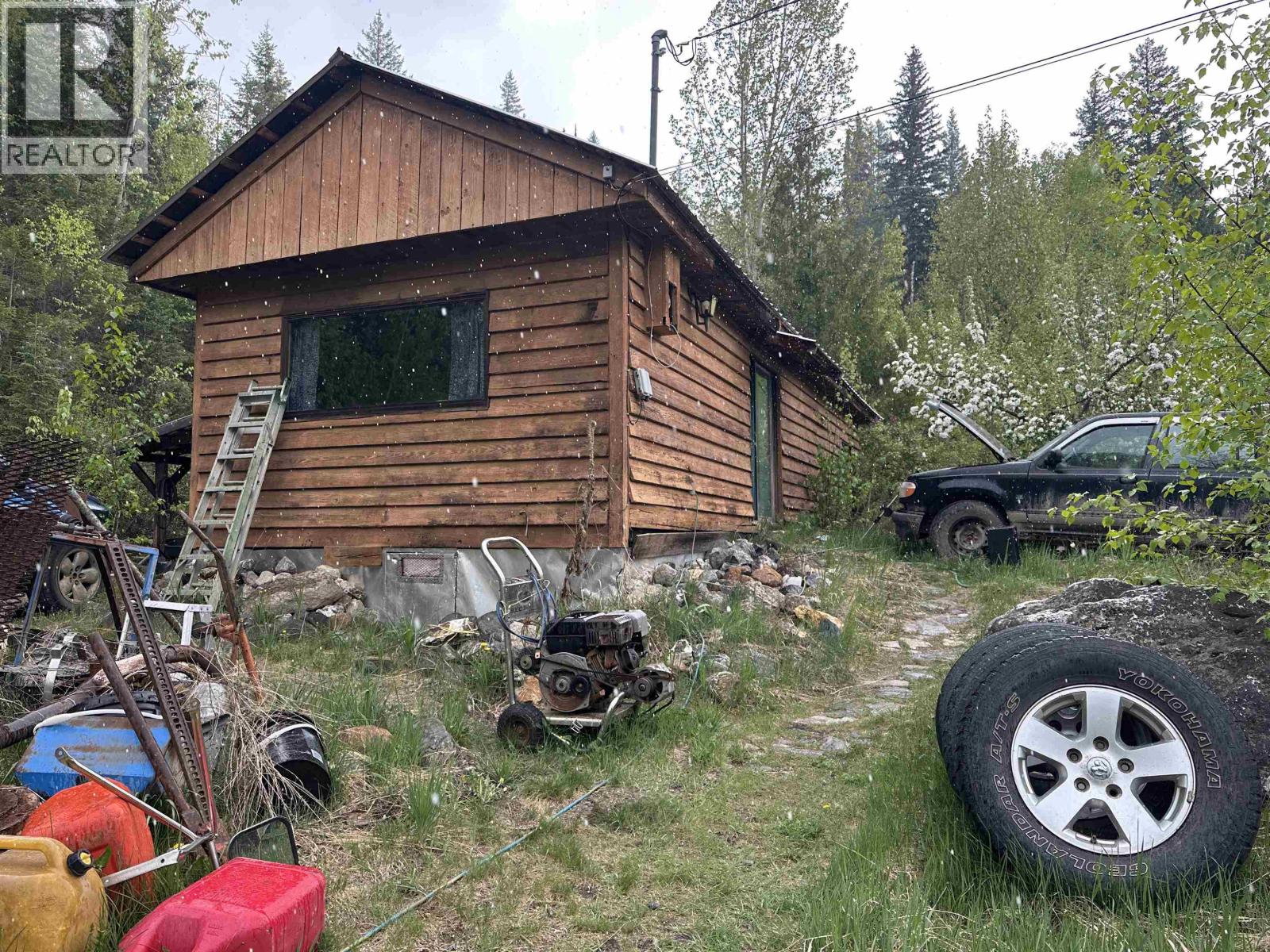 6348 Rosette Lake Road, Likely, British Columbia  V0L 1N0 - Photo 6 - R3125756