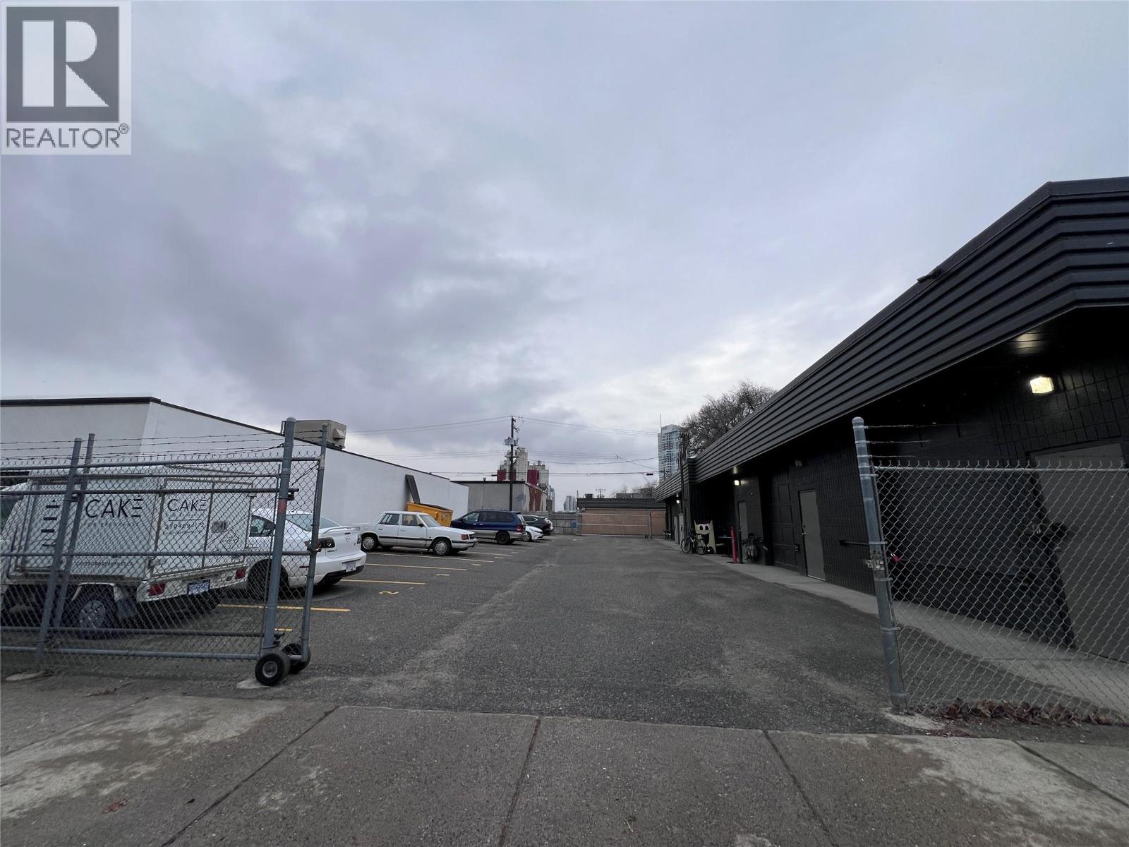 915 Ellis Street, Kelowna, British Columbia  V1Y 1Y9 - Photo 10 - 10330455