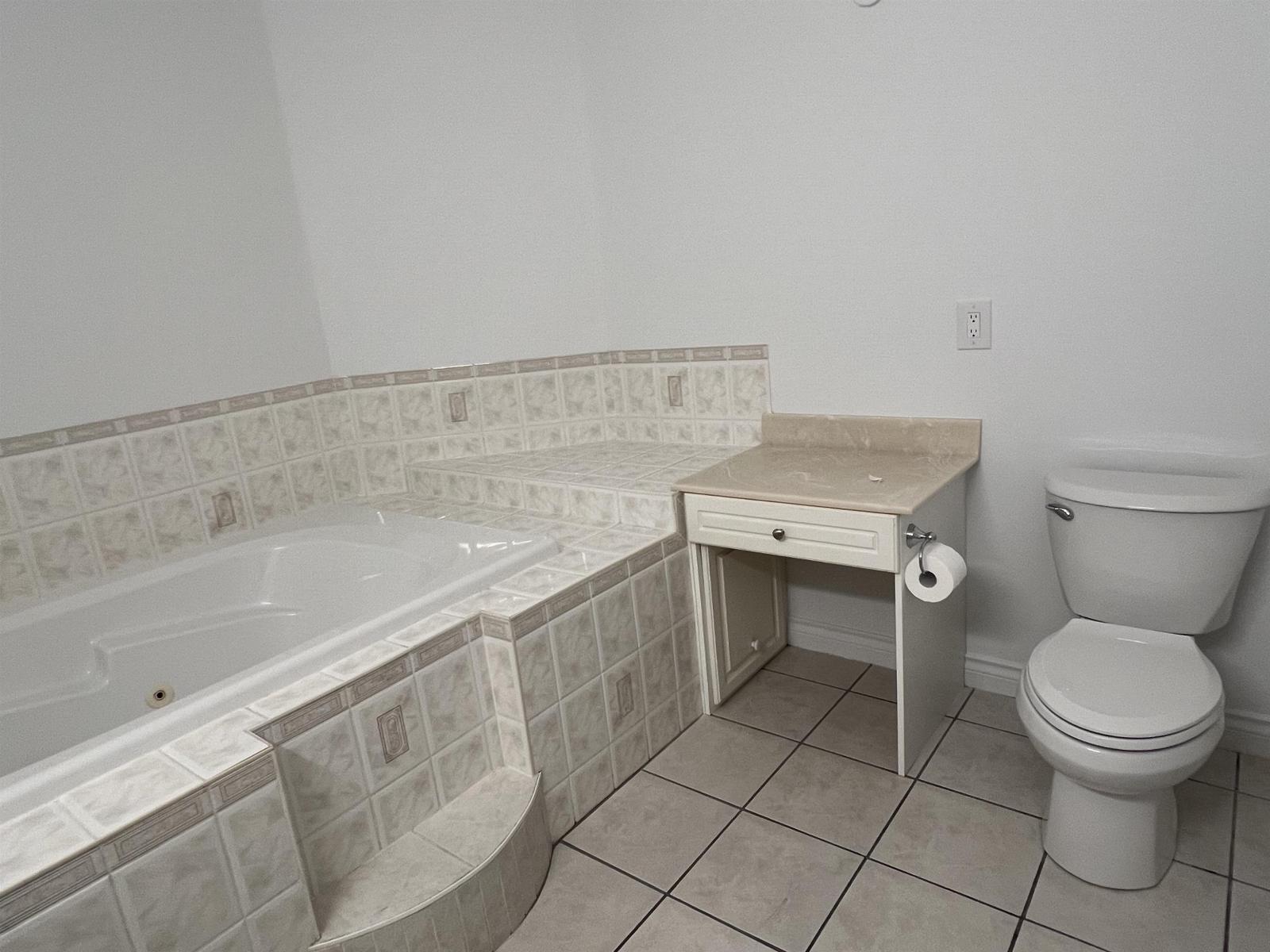 208 34101 Old Yale Road, Abbotsford, British Columbia  V2S 2K4 - Photo 13 - R3125363