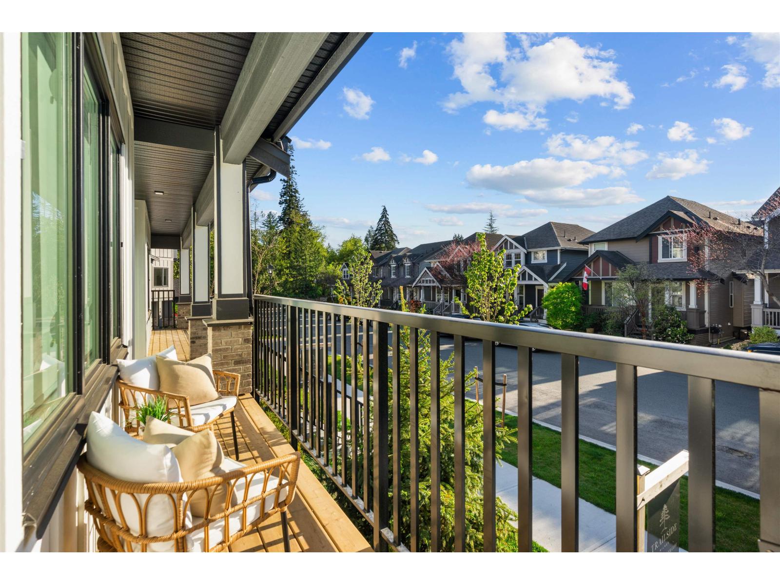 2 6828 208a Street, Langley, British Columbia V2Y 2R7 - Photo 2 - R3125393