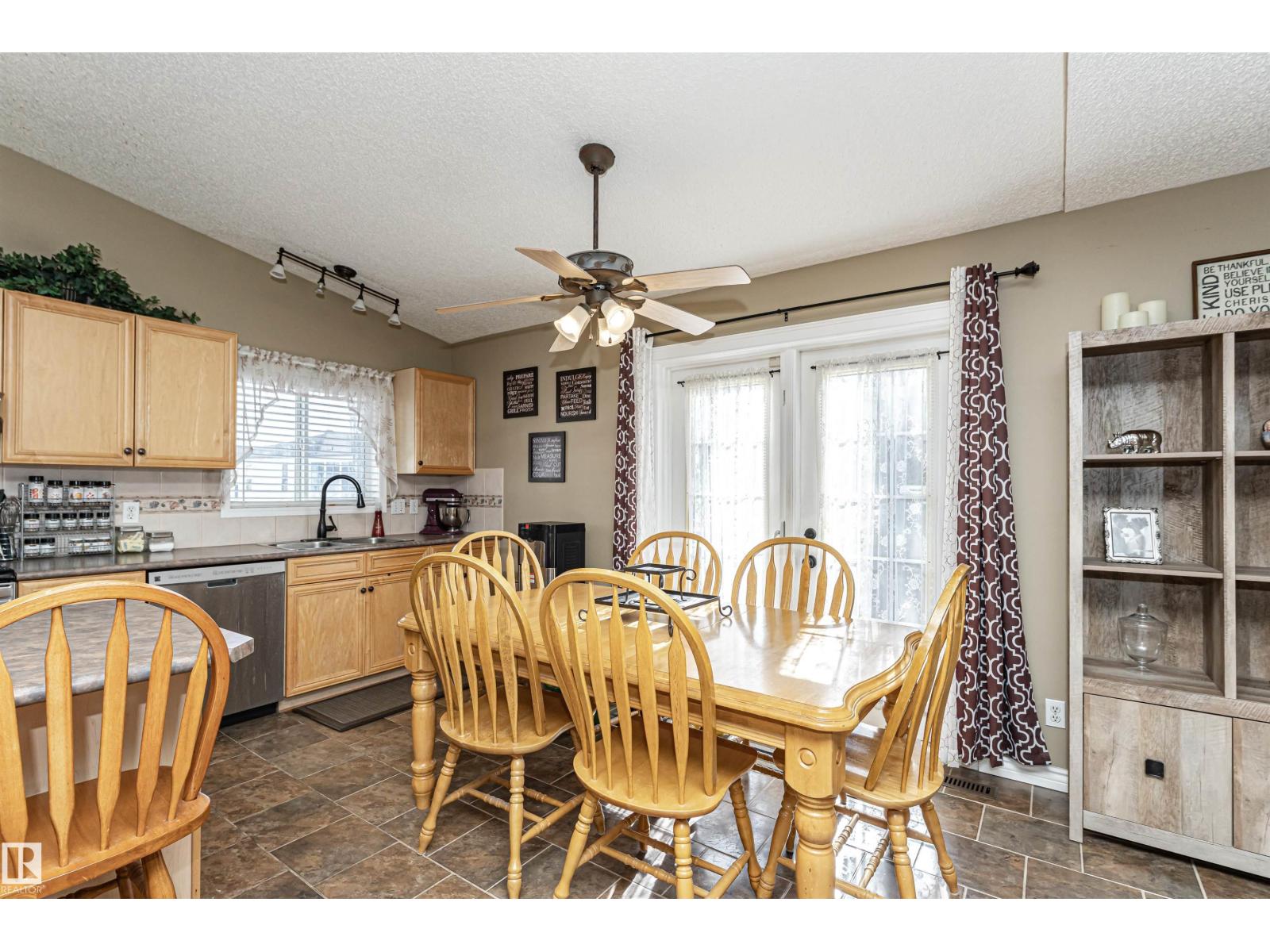 19047 51 Av NW, Edmonton, Alberta  T6M 2R6 - Photo 24 - E4476902