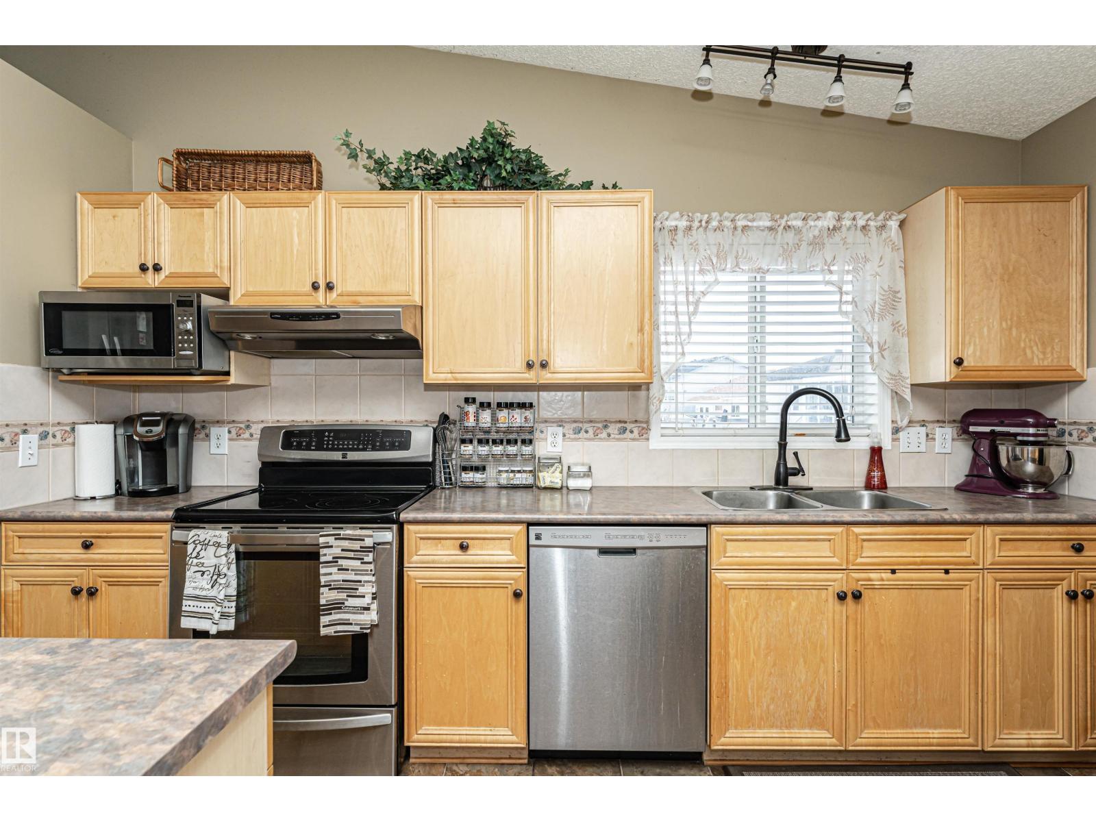 19047 51 Av NW, Edmonton, Alberta  T6M 2R6 - Photo 20 - E4476902