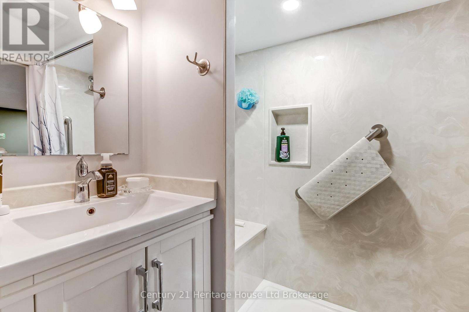 84 East Park Drive, Woodstock, Ontario N4S 3N2 - Photo 19 - X13155858