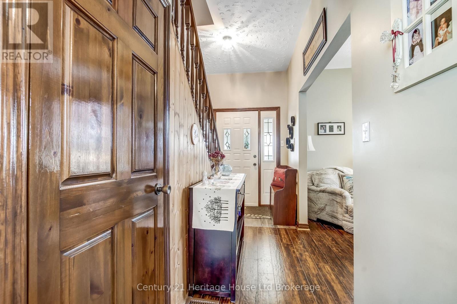 84 East Park Drive, Woodstock, Ontario N4S 3N2 - Photo 3 - X13155858