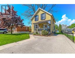 84 EAST PARK DRIVE, Woodstock, Ontario