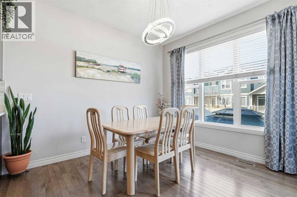 345 Evansglen Drive NW, Calgary, Alberta  T3P 0X7 - Photo 10 - A2303209