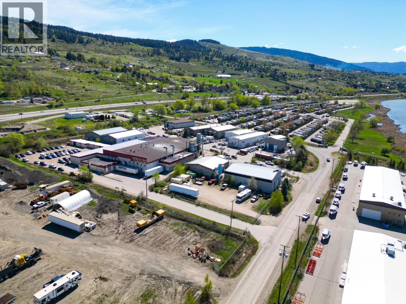 8141 Highland Road, Vernon, British Columbia V1B 3W6 - Photo 5 - 10386036