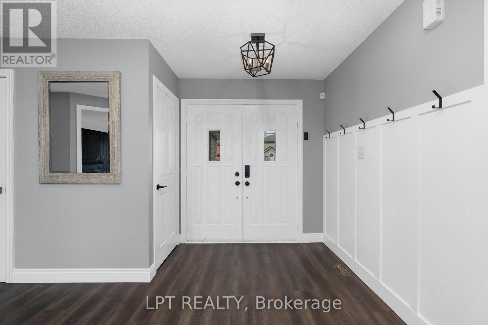 47 Northview Crescent, Barrie, Ontario  L4N 9T4 - Photo 4 - S13155922