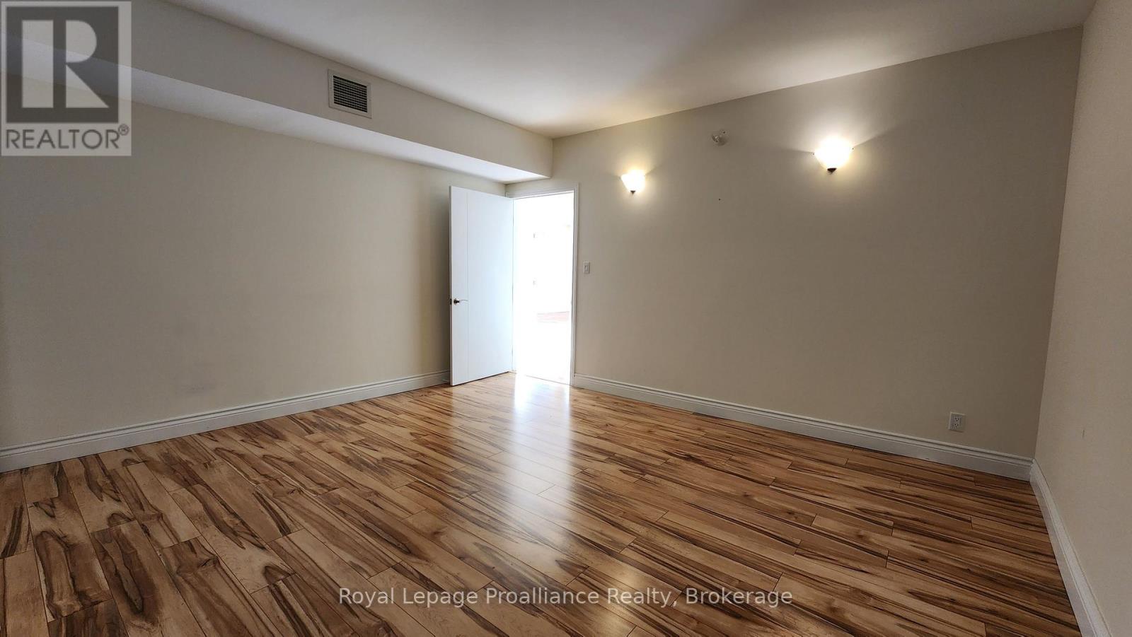 C - 354 Pinnacle Street, Belleville, Ontario  K8N 3B4 - Photo 10 - X12996990