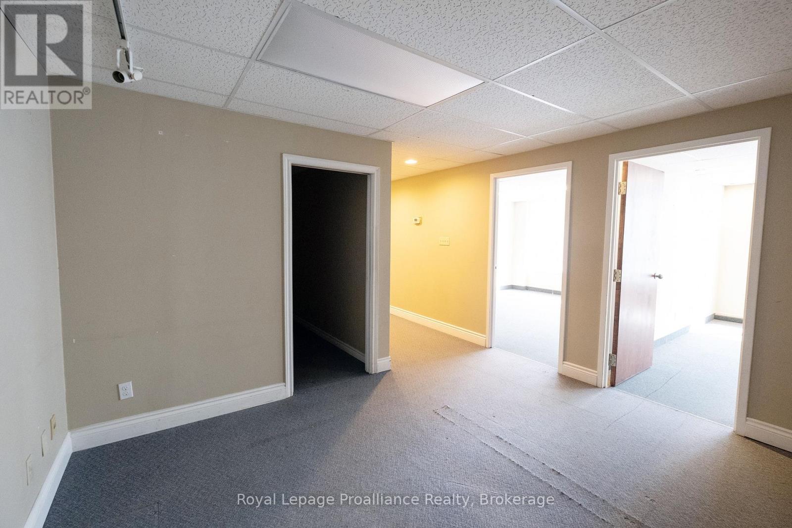 B - 354 Pinnacle Street, Belleville, Ontario  K8N 3B4 - Photo 8 - X12996948