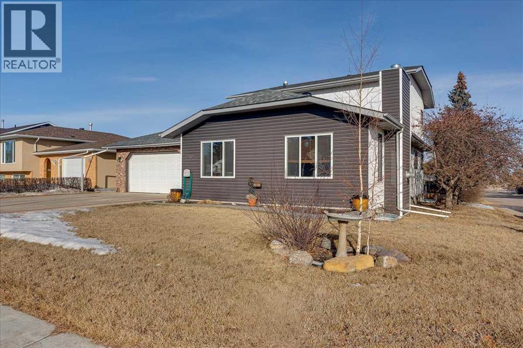 4804 44 Street, Innisfail, Alberta  T4G 1M7 - Photo 2 - A2313383