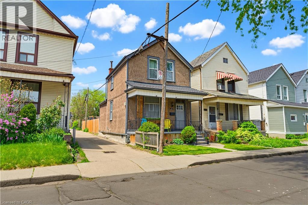 17 Minto Avenue, Hamilton, Ontario  L8L 6E1 - Photo 2 - 40832212