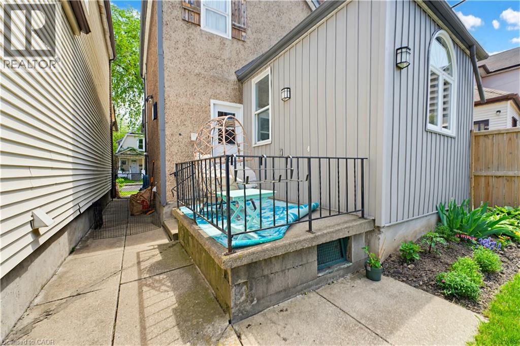 17 Minto Avenue, Hamilton, Ontario  L8L 6E1 - Photo 5 - 40832212