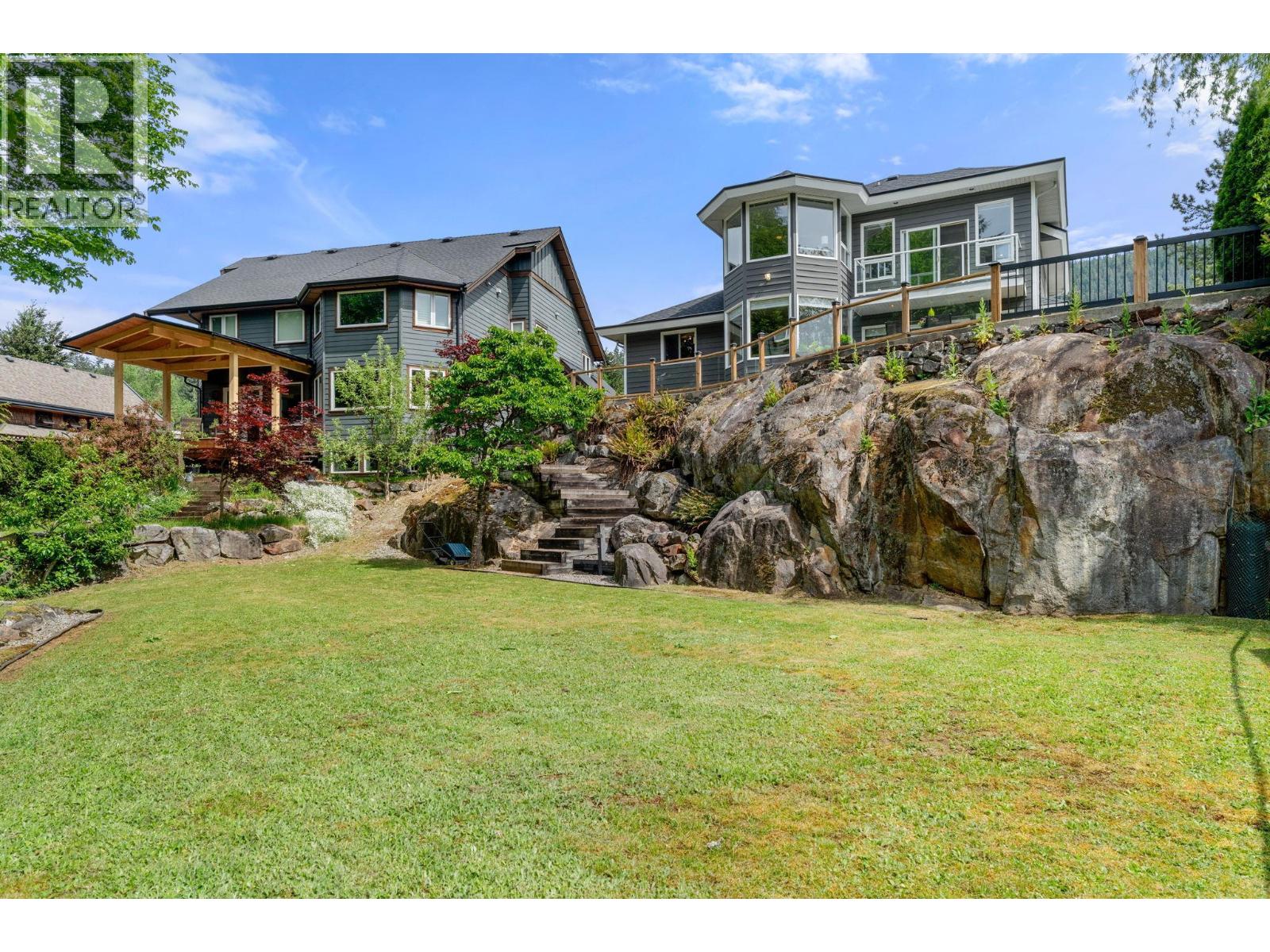 1070 Glacier View Drive, Squamish, British Columbia  V0N 3G0 - Photo 38 - R3122174