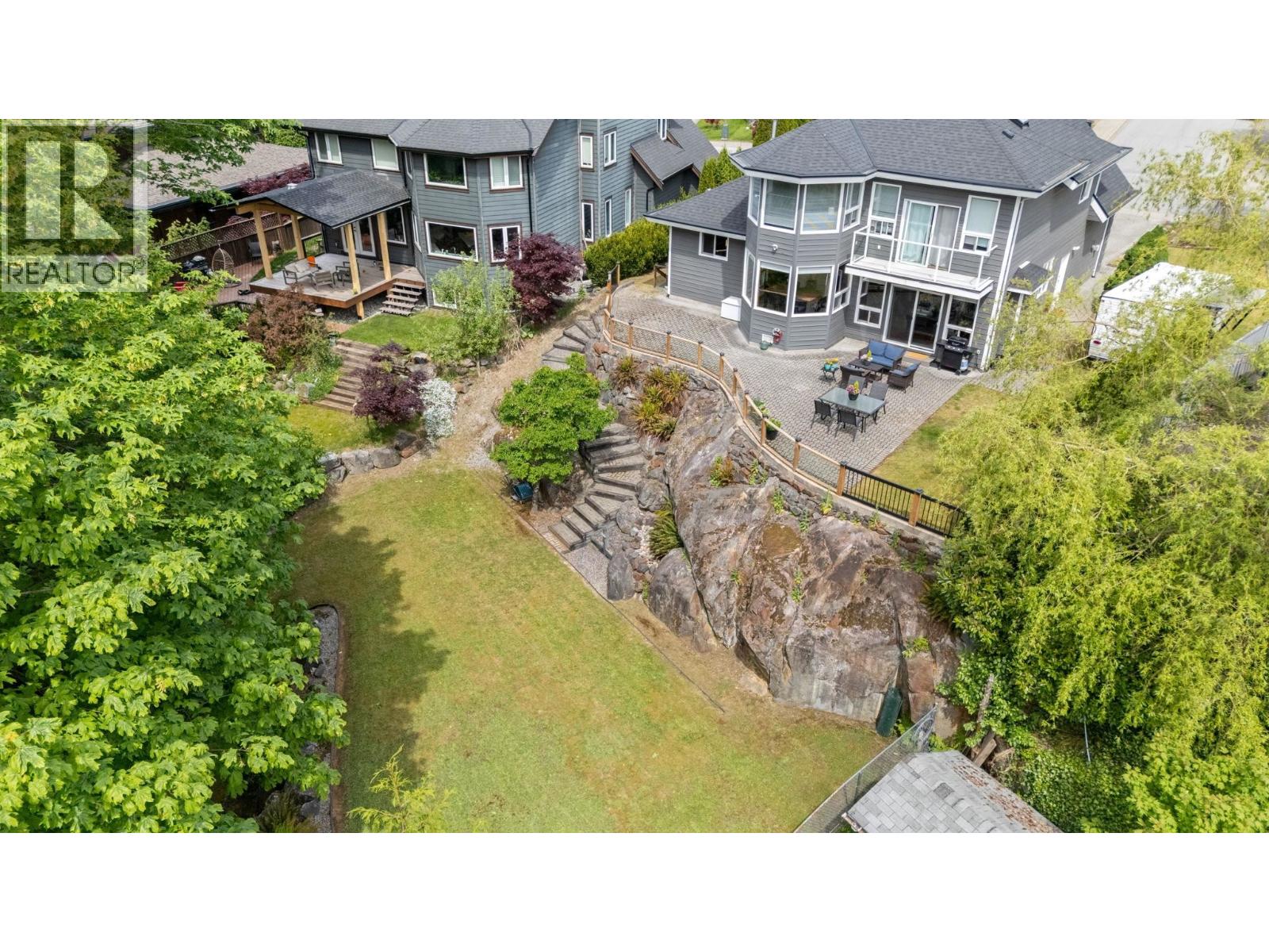 1070 Glacier View Drive, Squamish, British Columbia  V0N 3G0 - Photo 40 - R3122174
