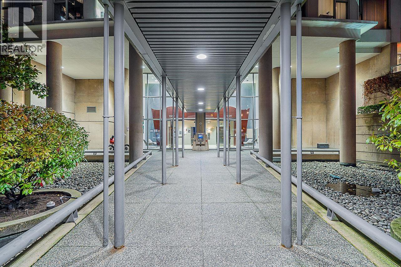 1909 1009 Expo Boulevard, Vancouver, British Columbia  V6Z 2V9 - Photo 3 - R3124608
