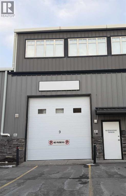 9, 30 Griffin Industrial Point, Cochrane, Alberta