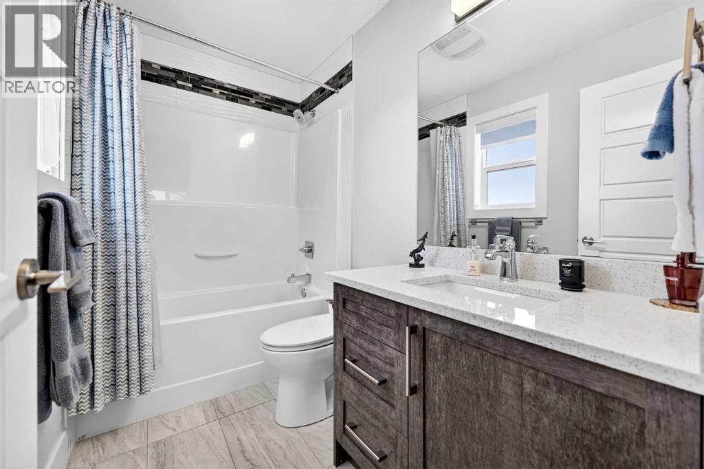 329 Kinniburgh Cove, Chestermere, Alberta  T1X 0Y7 - Photo 33 - A2309703