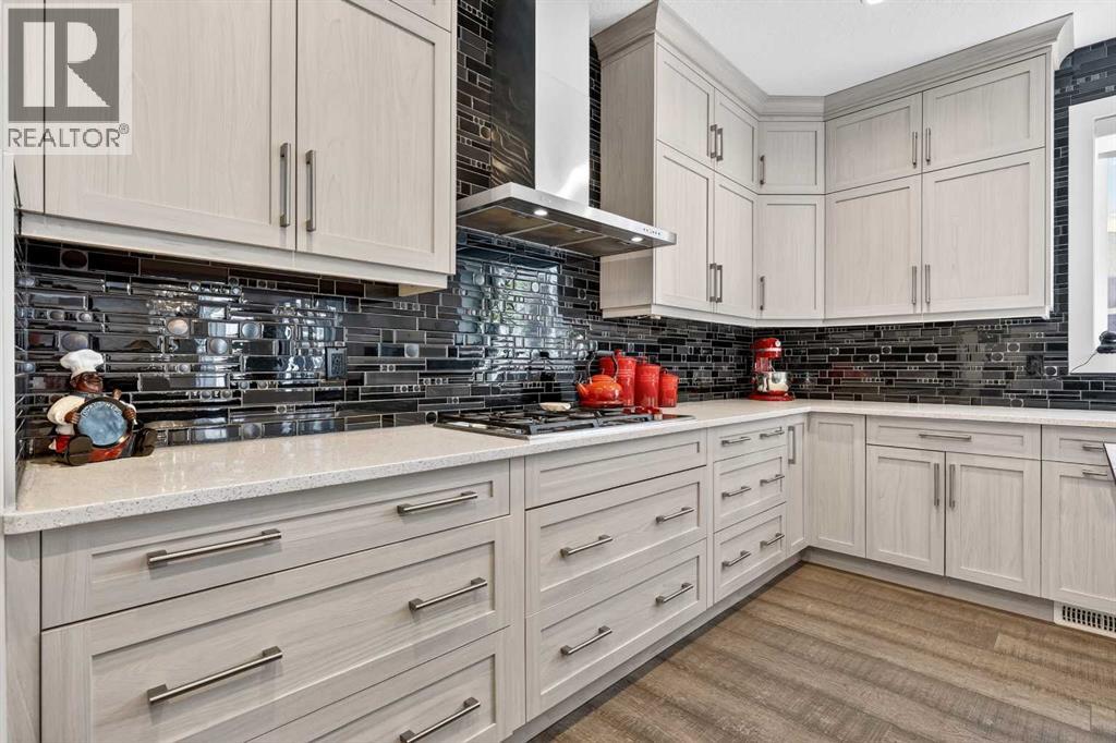 329 Kinniburgh Cove, Chestermere, Alberta  T1X 0Y7 - Photo 13 - A2309703