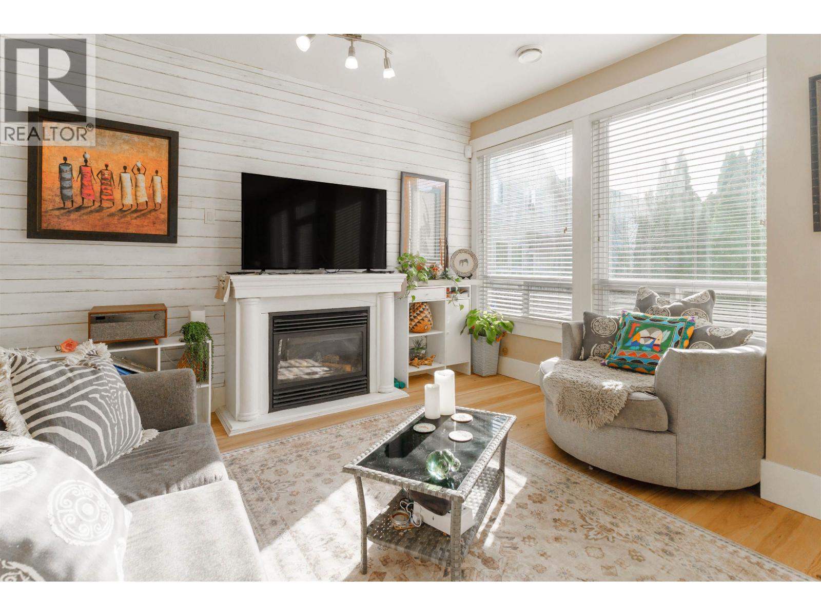 11125 234a Street, Maple Ridge, British Columbia  V2W 0B7 - Photo 2 - R3125179