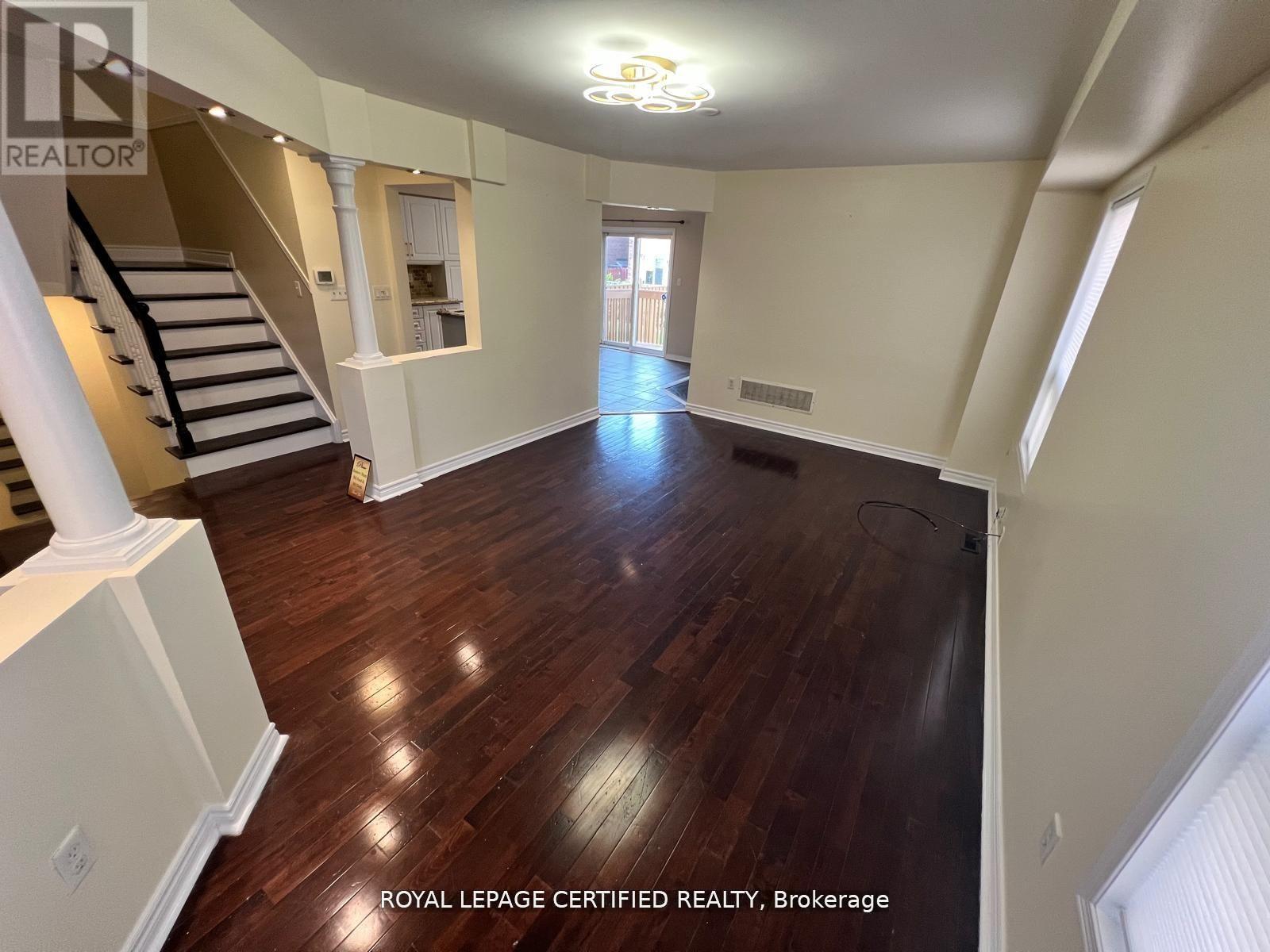 426 Orange Walk Crescent, Mississauga, Ontario  L5R 0A8 - Photo 6 - W13155862