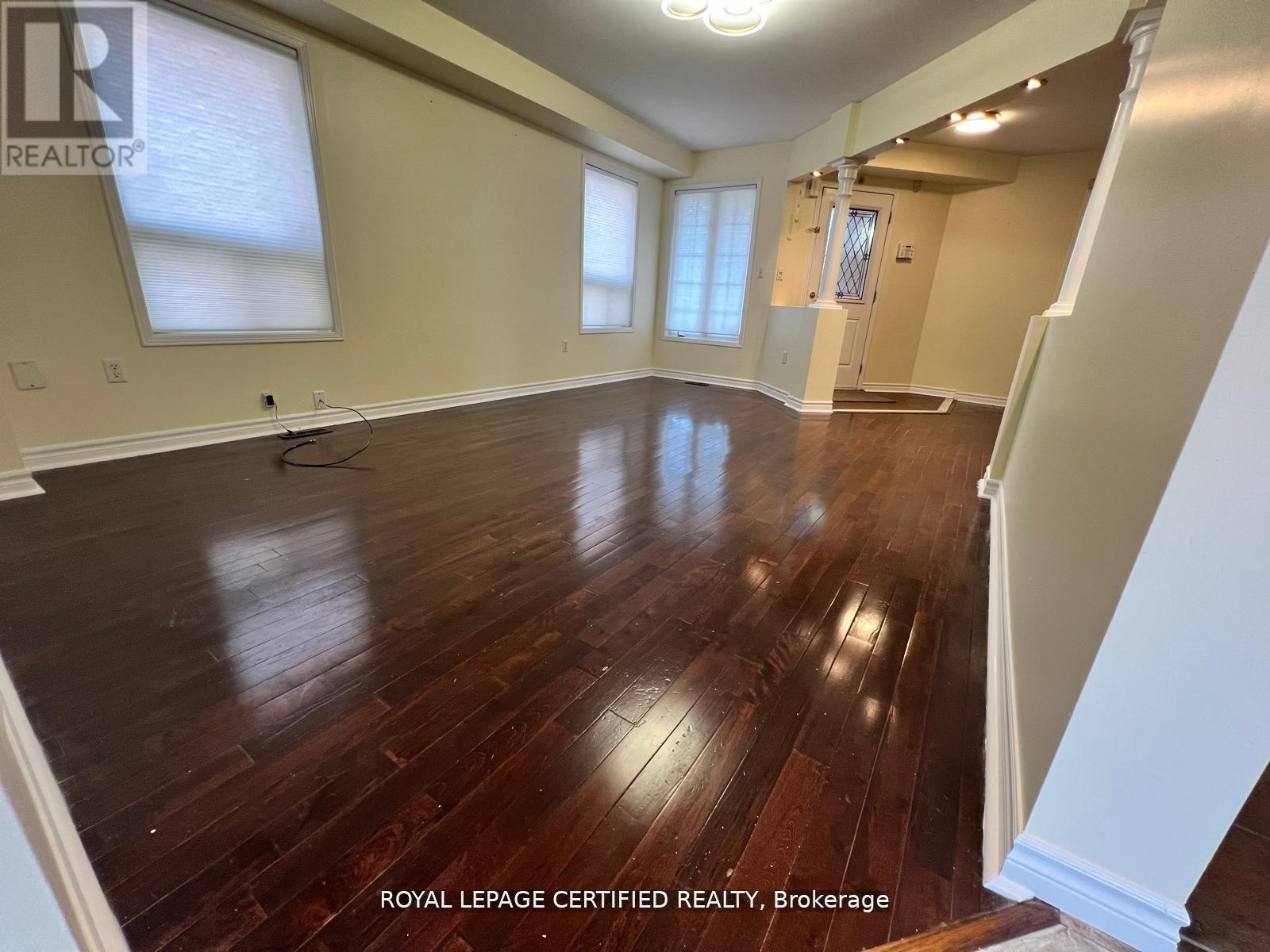 426 Orange Walk Crescent, Mississauga, Ontario  L5R 0A8 - Photo 7 - W13155862