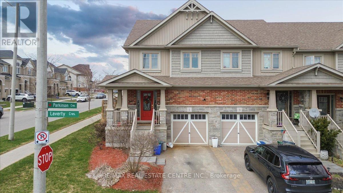 1 Laverty Crescent, Orangeville, Ontario  L9W 6T1 - Photo 2 - W13155936