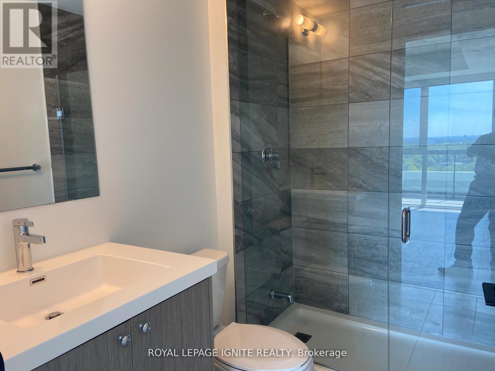 822 - 50 George Butchart Drive, Toronto, Ontario  M3K 0C9 - Photo 13 - W13155948