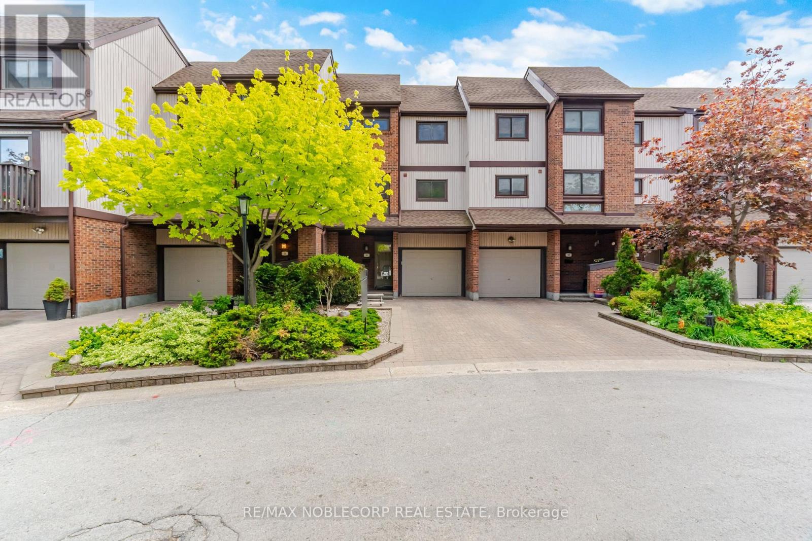 52 - 1080 Walden Circle, Mississauga, Ontario  L5J 4J9 - Photo 3 - W13155974