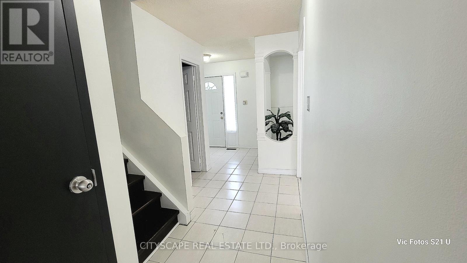 6196 Millers Grove, Mississauga, Ontario  L5N 3C8 - Photo 10 - W13156000