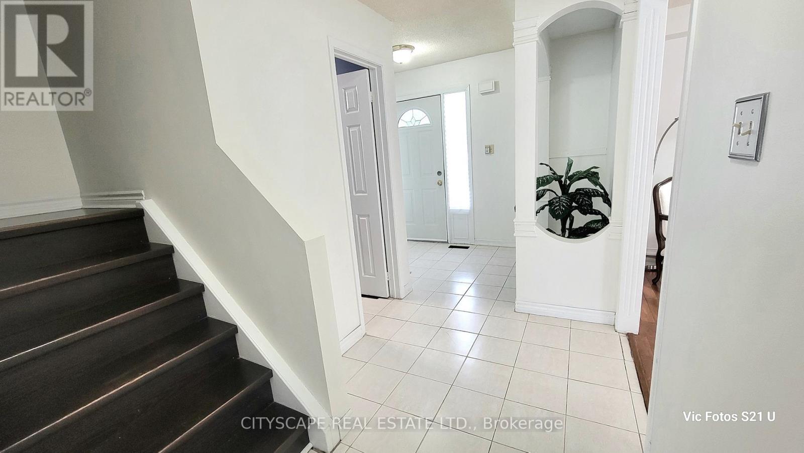 6196 Millers Grove, Mississauga, Ontario  L5N 3C8 - Photo 11 - W13156000