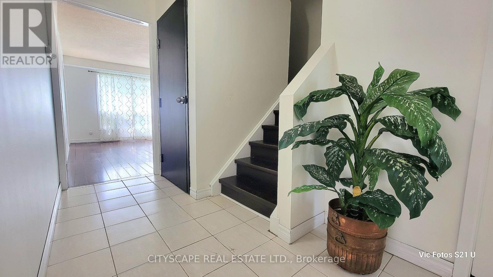 6196 Millers Grove, Mississauga, Ontario  L5N 3C8 - Photo 14 - W13156000