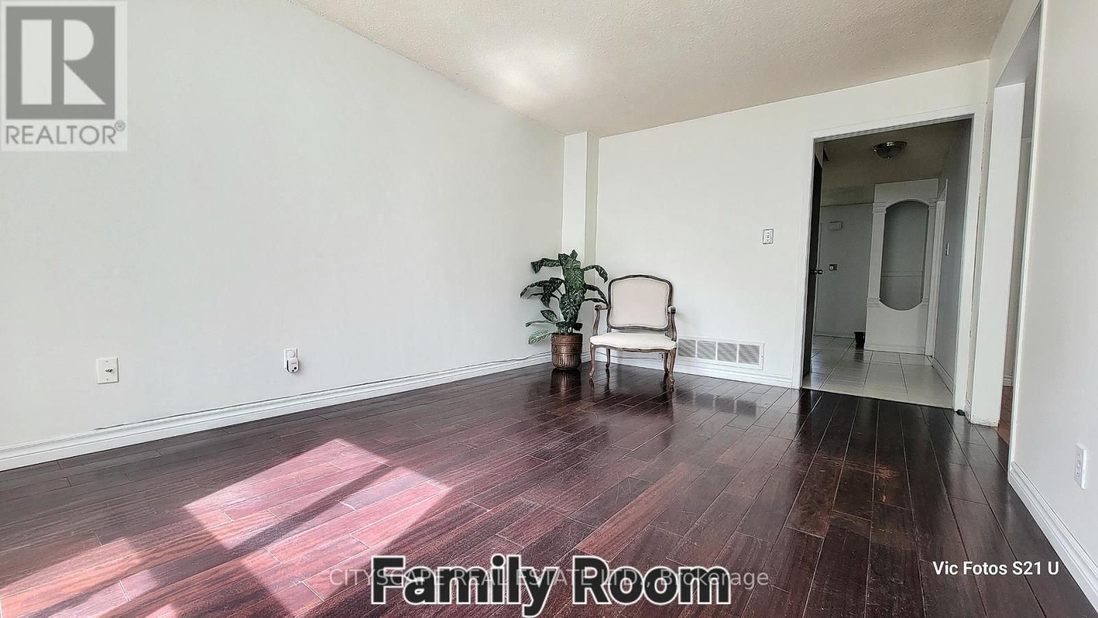 6196 Millers Grove, Mississauga, Ontario  L5N 3C8 - Photo 15 - W13156000