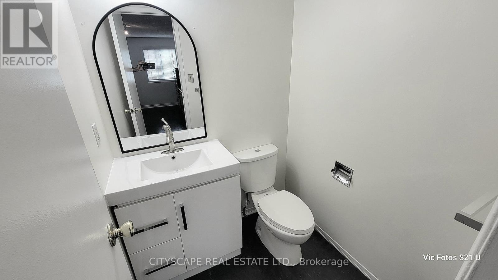 6196 Millers Grove, Mississauga, Ontario  L5N 3C8 - Photo 21 - W13156000